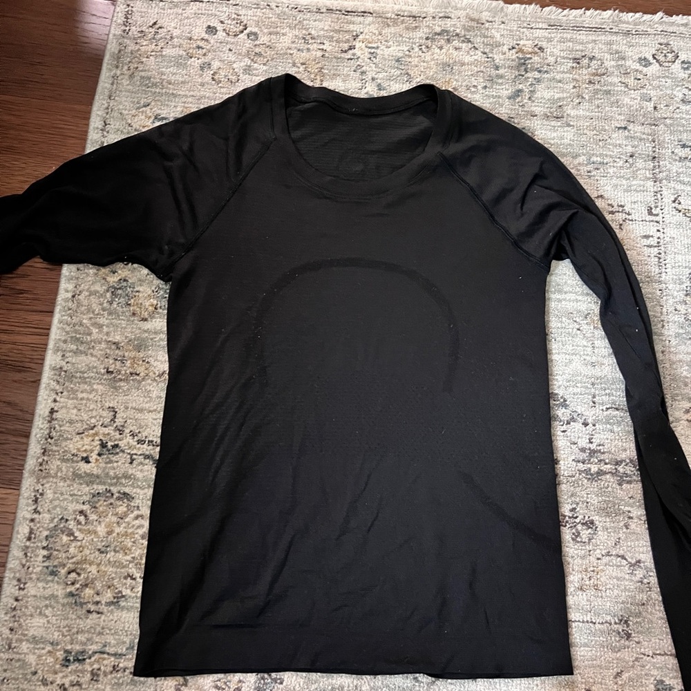 lululemon athletica Black Long Sleeve Tee